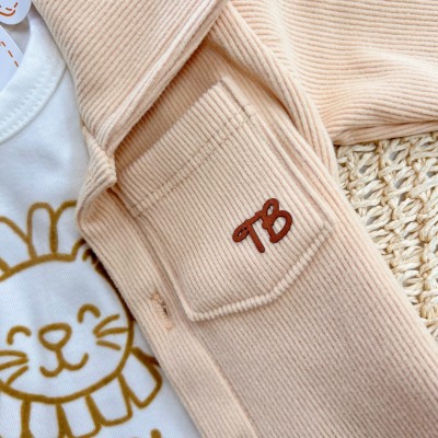 Conj. Casaco com Botões, Body Leãozinho Roar e Calça Soft Canelado - Bege